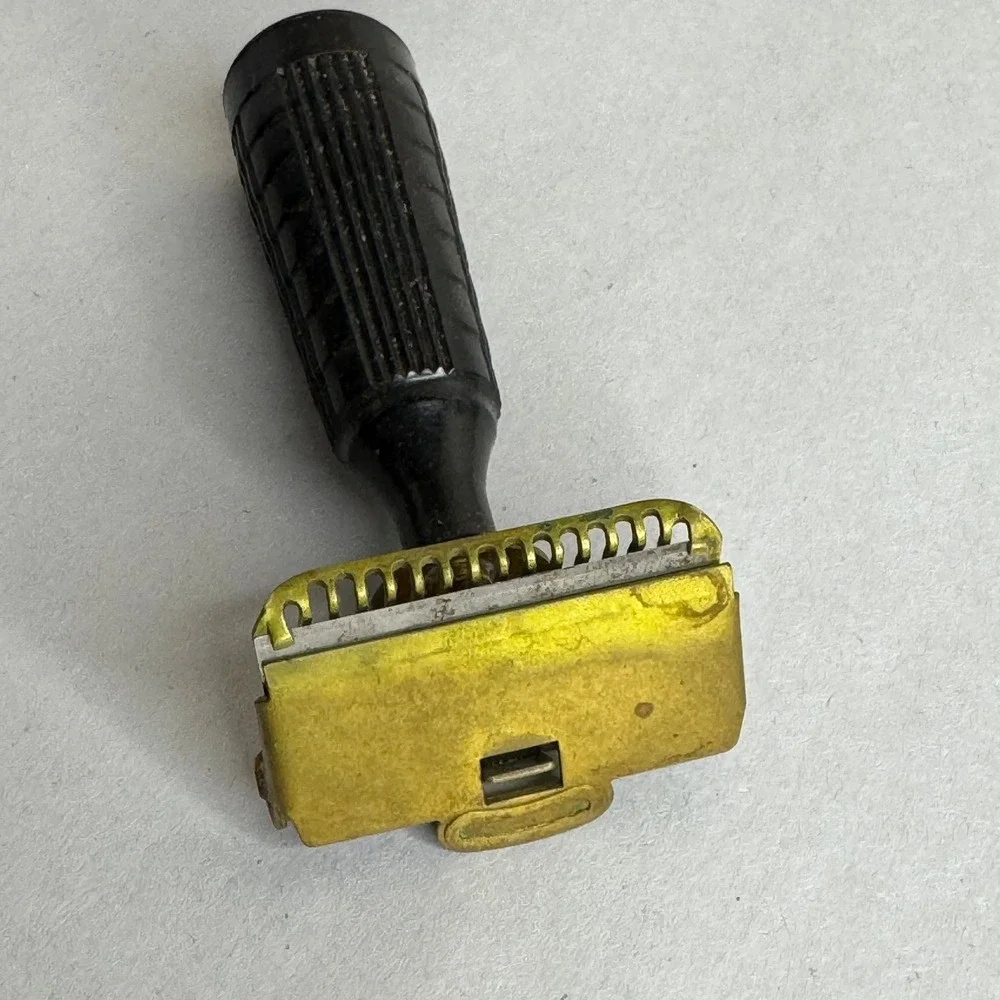 Vintage GEM Junior Single Edge Safety Razor Gold Tone Black Bakelite‎ Handle USA